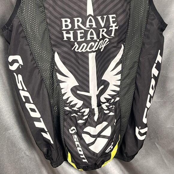 Betty Designs Braveheart Skull Wind Vest Small Full Zip Jersey Black Cycling NEW - Picture 5 of 13